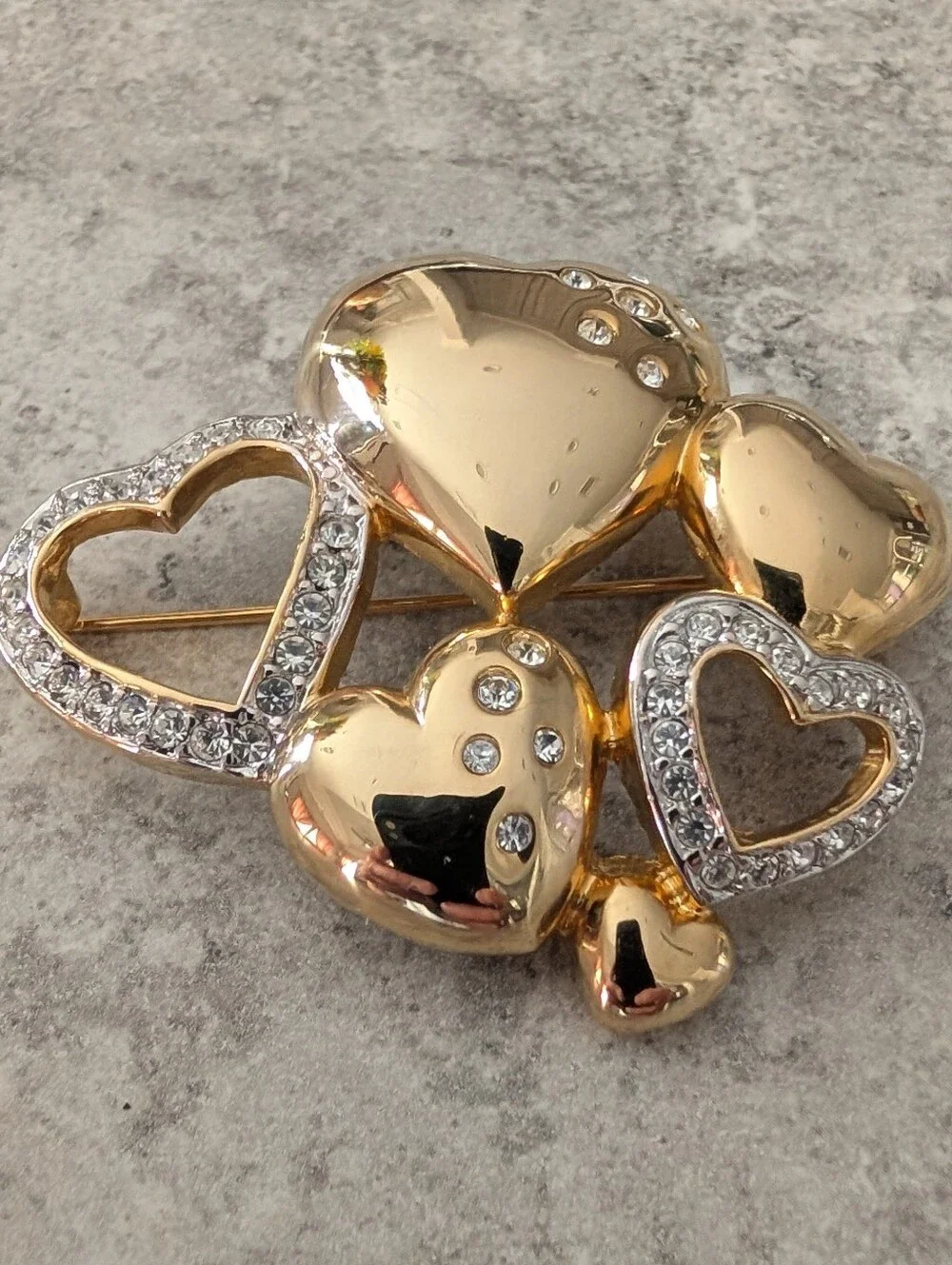 Vintage 3D Gold Tone Heart Cluster Brooch Adorned With Clear Rhinestones